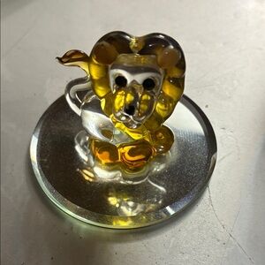 Leo the Lion glass figurine